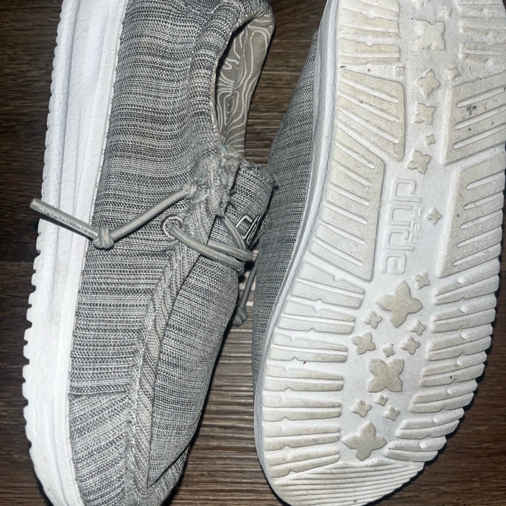Hey Dudes boy shoes